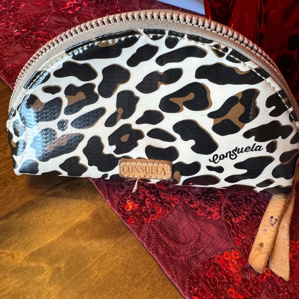 Consuela Glitter Interior Leopard Pouch